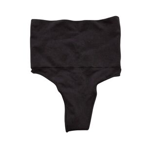 Skims Seamless Sculpting Thong Shapewear Panty XXSmall XSmall Black NWOT